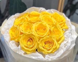 粉黄玫瑰花束的花语（温暖与甜蜜的呼吸——粉黄玫瑰花束）
