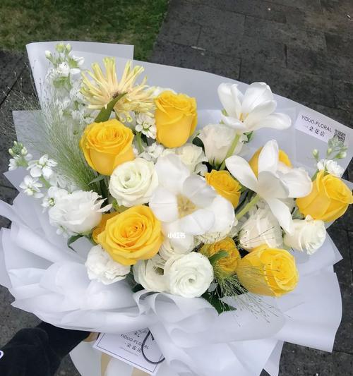 花束的花语世界（花束传递情感的艺术与技巧）