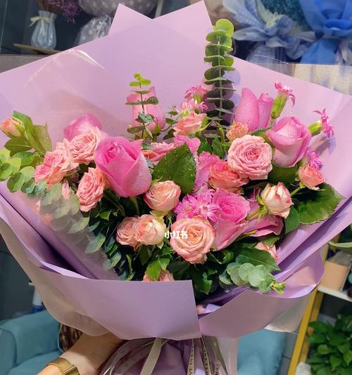 苏醒玫瑰（唤醒心灵的美丽花朵）