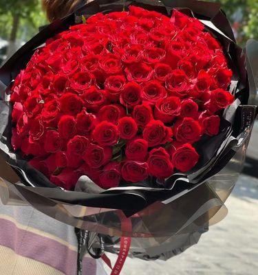 九十九朵花代表什么啊？花语含义及送花建议是什么？