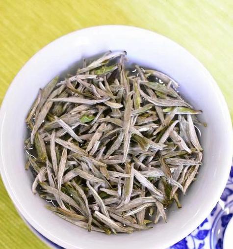 大白毫是什么茶类品种？如何鉴别大白毫的品质？
