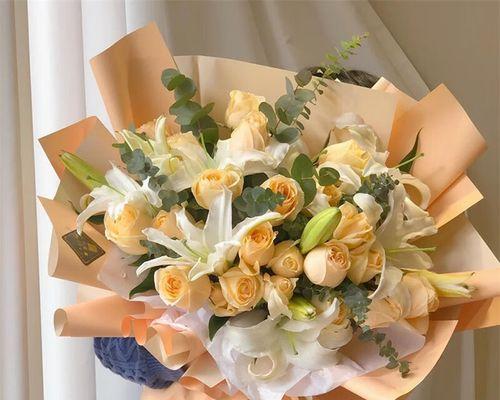12朵玫瑰花1朵百合