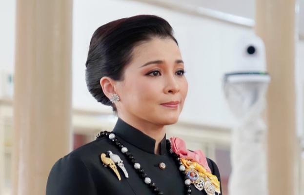 小玫瑰为什么是王后
