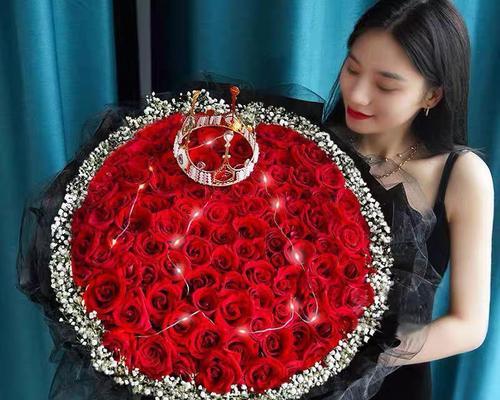 送表嫂玫瑰花合适吗？女生适合送什么？