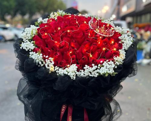 红色玫瑰的花语是什么意思寓意？它象征着什么？