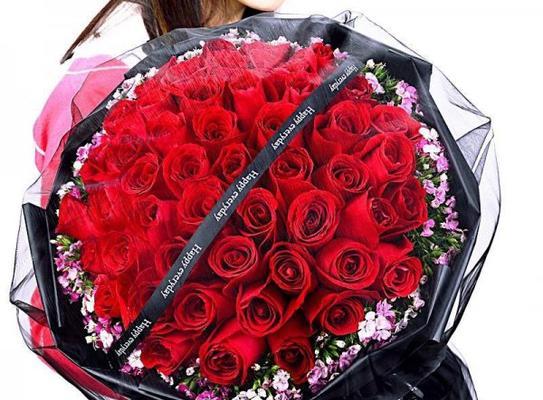 给老爸包的玫瑰花寓意什么？送玫瑰花有什么特别含义？