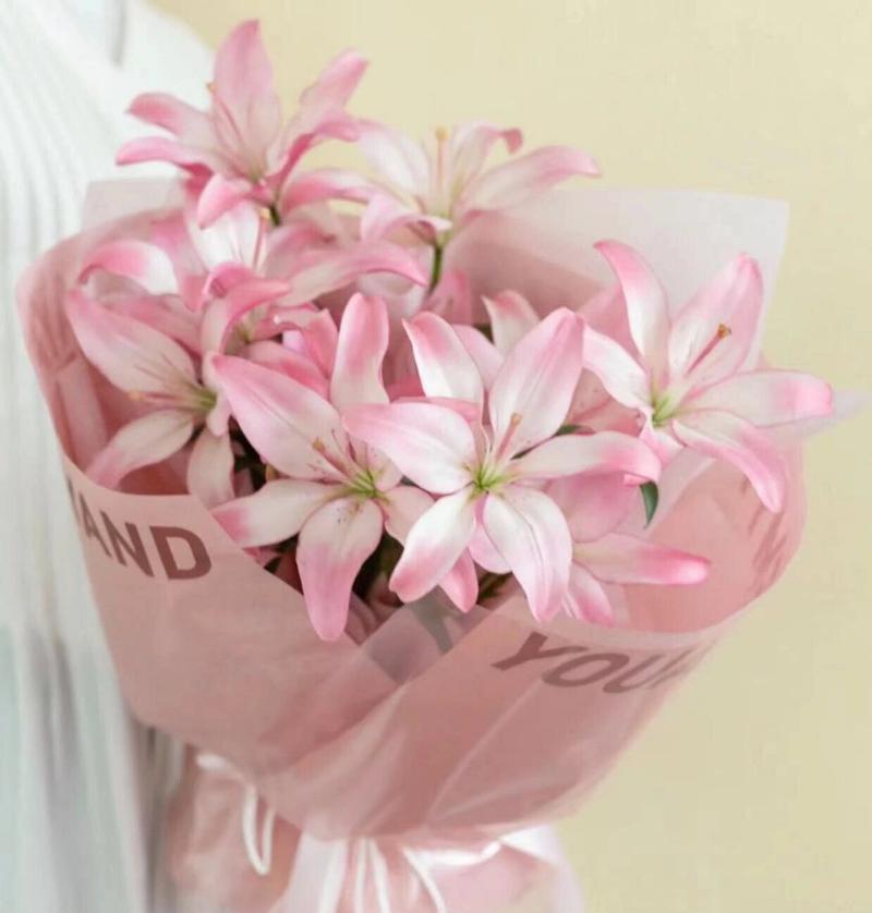 谢谢师傅花语是什么？送花表达感谢时应该选择哪种花？